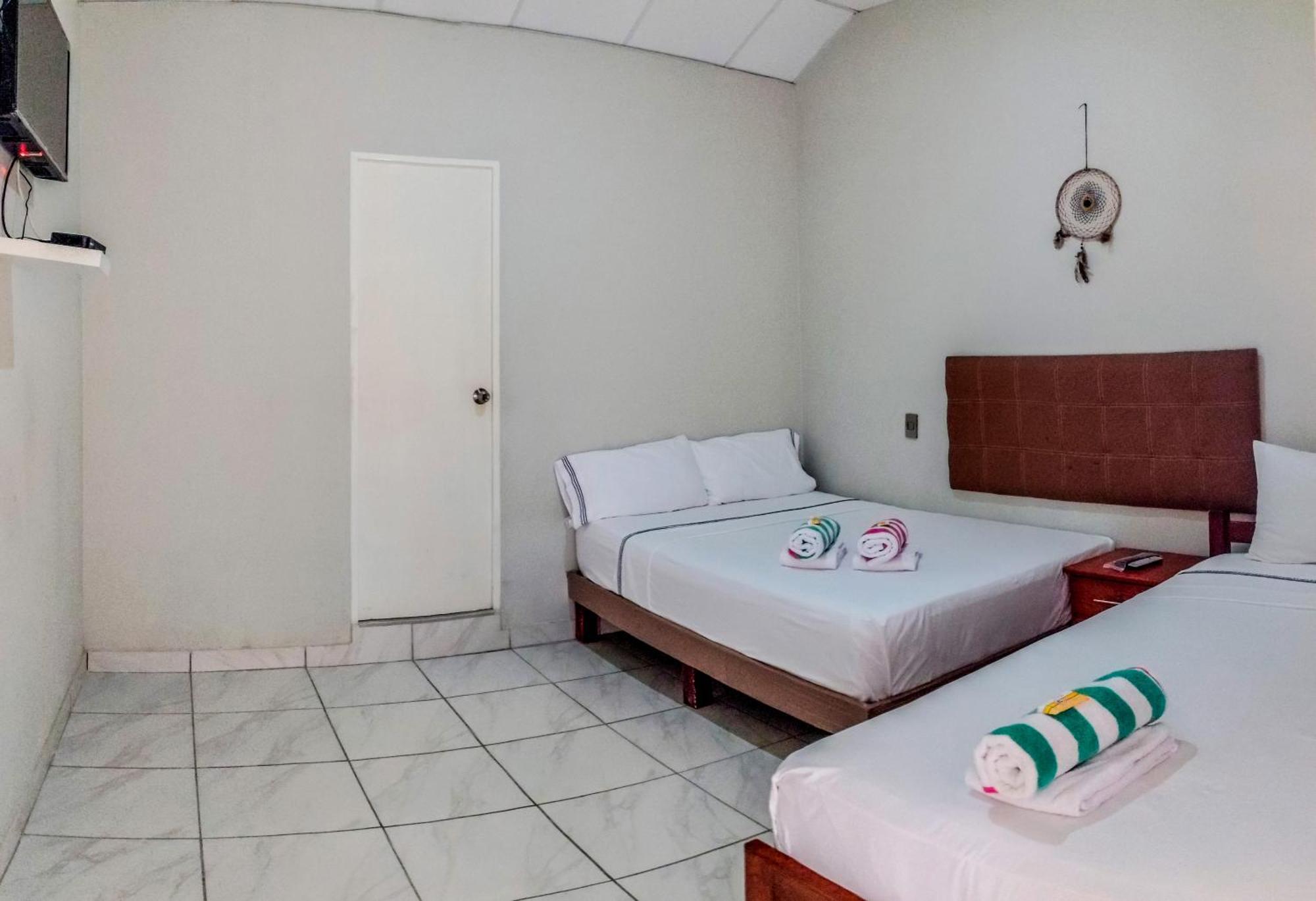 Hospedajesperu Zorritos Ngoại thất bức ảnh